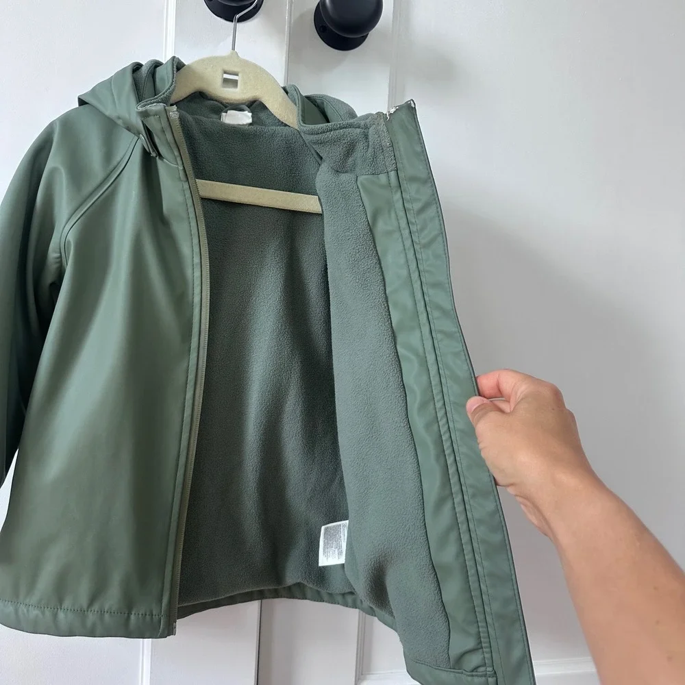 HM Kids Sage Green Fleece Lined Rain Jacket Detachable Hood Size 2-3Y
